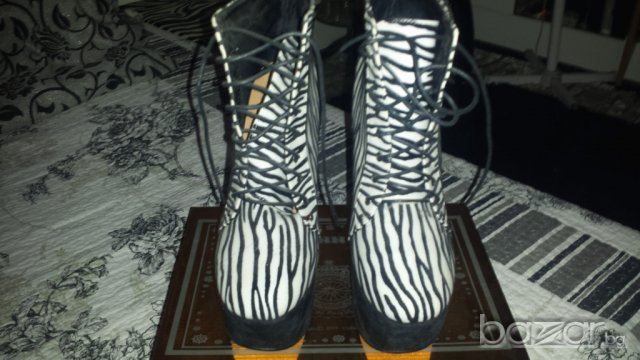 НОВО!!!Екстравагантни обувки, снимка 4 - Дамски боти - 7815888