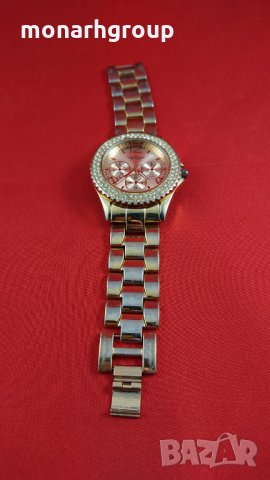 Дамски часовник с камъни, снимка 5 - Дамски - 25056356
