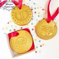 Супер Шампион 1 медал медали пластмасови резци форми за изрязване на тесто сладки бисквитки фондан  , снимка 2 - Форми - 21845611