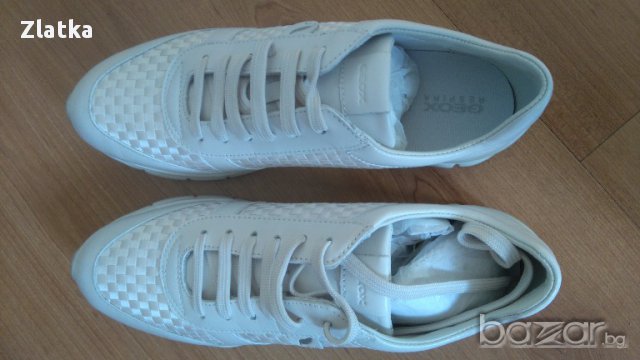 Дамски спортни обувки Geox