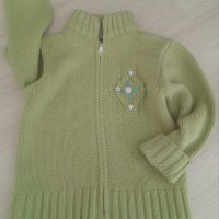 Топла жилетка, снимка 1 - Детски пуловери и жилетки - 19618651