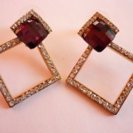 Красивни метални обеци с циркони и кристали, снимка 1 - Обеци - 9572416