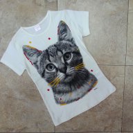 Тениска с коте №140см., снимка 1 - Детски тениски и потници - 17984852