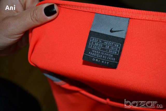 Тениска Nike, снимка 2 - Спортни екипи - 13667565