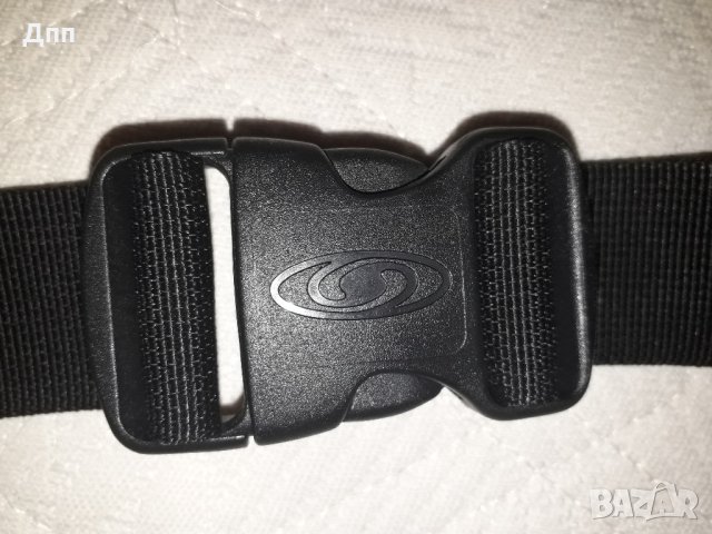 Оригинална чантичка за кръста на Salomon, снимка 5 - Спортна екипировка - 25071728