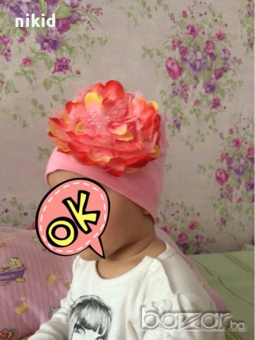 Кафява красива детска шапка с нежно цвете , снимка 8 - Шапки, шалове и ръкавици - 16856891
