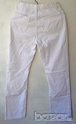 Versace Jeans Signature бели дамски дънки Произведено в Италия, снимка 2 - Дънки - 19600426