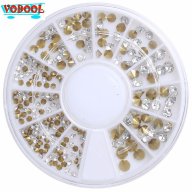  3D 200 бр диамантчета сребристи бляскави различни размери за нокти маникюр в кутия, снимка 1 - Продукти за маникюр - 17410897