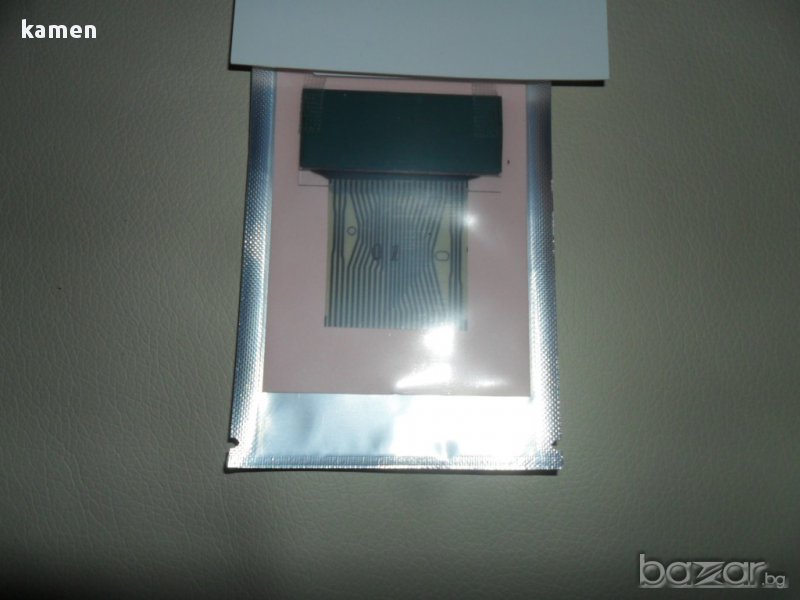 Дисплеи с лентов кабел мерцедес-десни, снимка 1