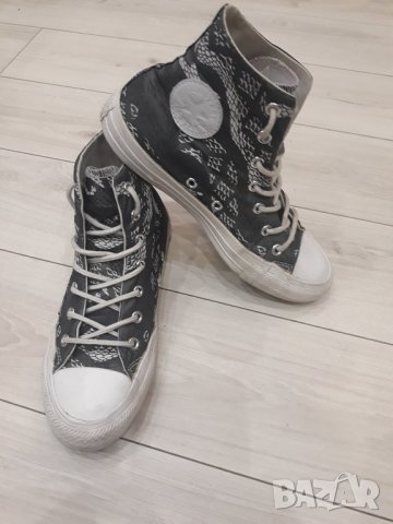 Оригинални дамски сиви кецове Converse, снимка 3 - Кецове - 23418262