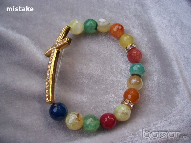 гривна цветен Ахат с кръст