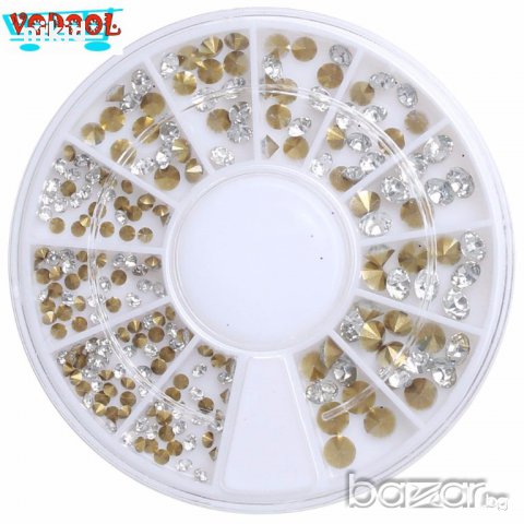  3D 200 бр диамантчета сребристи бляскави различни размери за нокти маникюр в кутия
