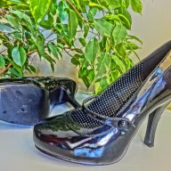 Нови маркови обувки с висок ток, снимка 7 - Дамски обувки на ток - 18336235