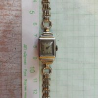 Часовник дамски стар с верижка и панта на капака, снимка 1 - Дамски - 20537531