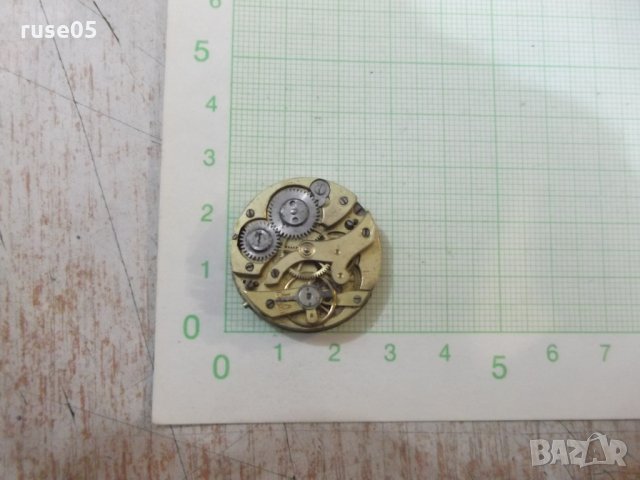 Механизъм за часовник с емайлиран циферблат за части, снимка 2 - Други - 25058019