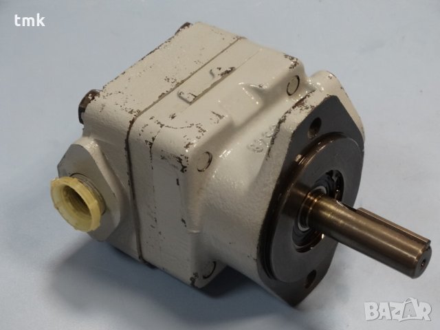 Хидравлична помпа Vickers, снимка 3 - Резервни части за машини - 24843436