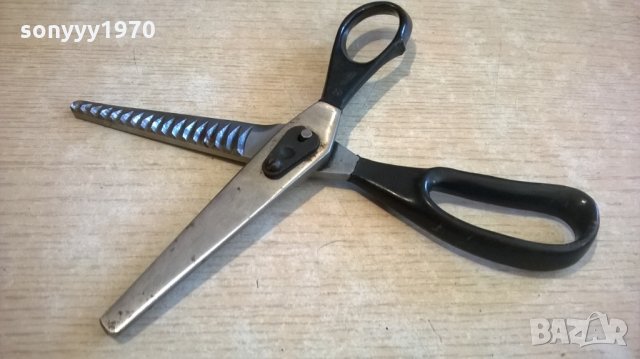 руски ножици зиг-заг-за колекция или ползване