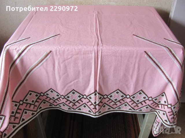 Покривка за маса - ръчно бродирана, снимка 4 - Антикварни и старинни предмети - 25482334