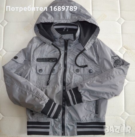 Ново детско есенно яке с качулка за дете на 7-8 г. 