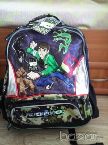 Ученичеса раница на Бен10