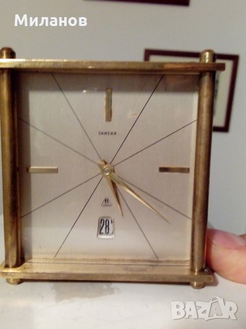 Швейцарски настолен часовник Sarcar, снимка 1 - Антикварни и старинни предмети - 22858047