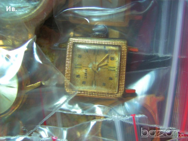 Часовник Заря, снимка 1 - Дамски - 11184959
