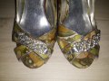 Елегантни дамски отворени обувки марка Afrodita с цветни мотиви и сребристи камъчета, снимка 3
