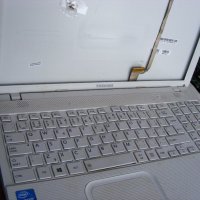 Лаптоп за части Toshiba Satellite C855