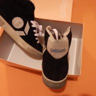 Продавам спортни обувки  John Galliano, снимка 6 - Маратонки - 8895915