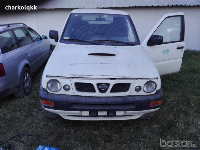 продавам нисан терано на части , снимка 1