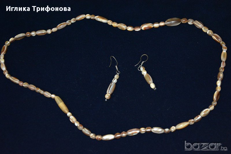 Комплект колие и обици от седеф, снимка 1