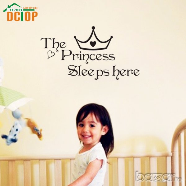 The Princess  Sleeps Here стикер за принцеса с Корона стикер лепенка за стена или гардероб детска , снимка 1