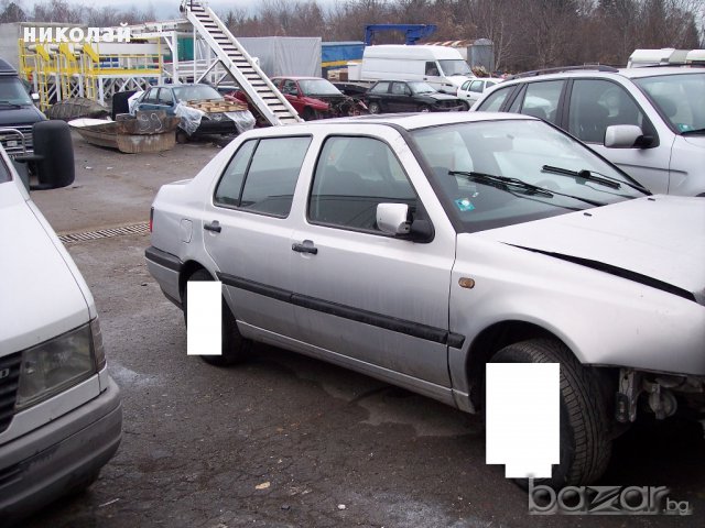 Vw Vento, снимка 1 - Автомобили и джипове - 6842317