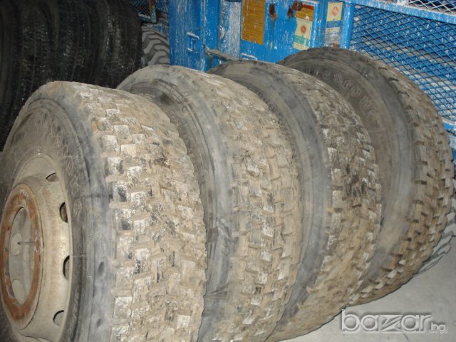 гуми за камиони, снимка 1 - Камиони - 12986674