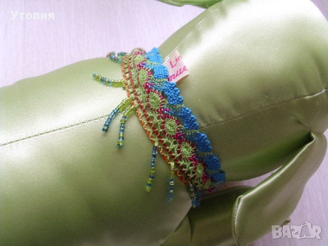 Намаление- 6 лв!Декоративна възглавница от сатен Кученце, снимка 3 - Декорация за дома - 21936009