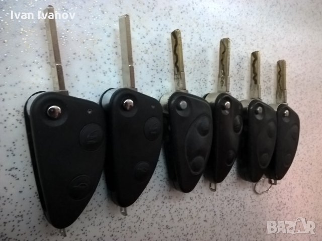 Ключове за Алфа Ромео 156 с 2 бутона - стари, снимка 8 - Части - 25115144