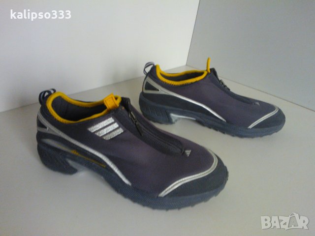 Adidas оригинални обувки, снимка 1 - Маратонки - 24153473