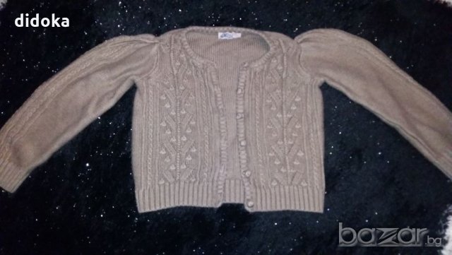 жилетката h&m, снимка 1 - Детски пуловери и жилетки - 20120954