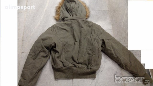 яке Royal ново, снимка 2 - Детски якета и елеци - 19272364