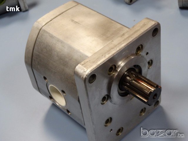 Хидравлични помпи Orsta, снимка 10 - Други машини и части - 16898421