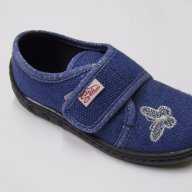 Български пантофи в синьо, снимка 1 - Бебешки обувки - 17615789