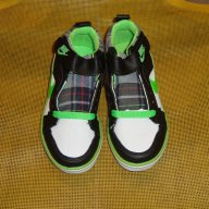 Светещи Маратонки Nike на едро и дребно реплика, снимка 3 - Детски маратонки - 8325283