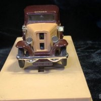 Макет,кола,играчка Eligor CITROEN Rosalie Taхи 1934 г., снимка 3 - Антикварни и старинни предмети - 22916839