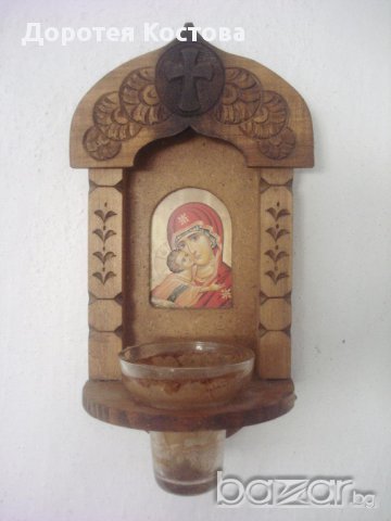 Стар дървен иконостас, снимка 1 - Антикварни и старинни предмети - 14776478