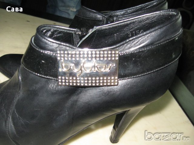 Боти BYBLOS, снимка 2 - Дамски боти - 16884316
