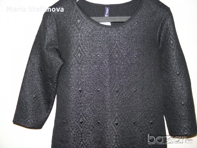 Нова елегантна рокля в черно с гравирани фигурки, снимка 2 - Рокли - 20399527