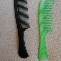 Нов комплект от 2 броя гребени за коса с широки и тесни зъбци в черно и зелено, снимка 13 - Аксесоари за коса - 21577378