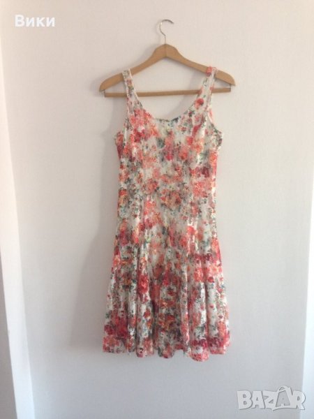 Рокля от дантела кукленска, снимка 1