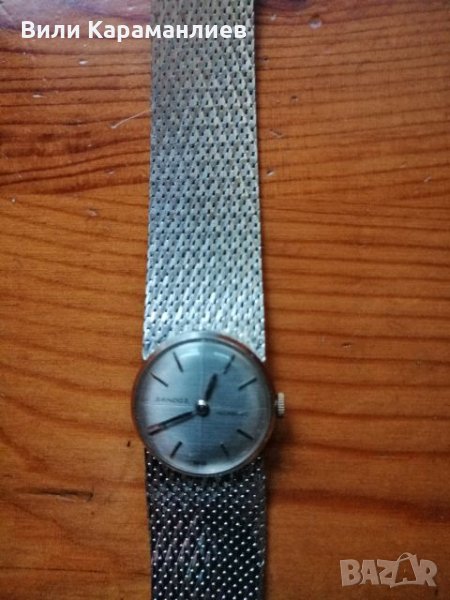 Incabloc Швейцарски дамски часовник, механичен,в отлично състояние , снимка 1
