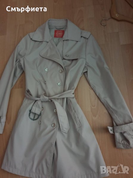 Дамски тренч размер М, снимка 1